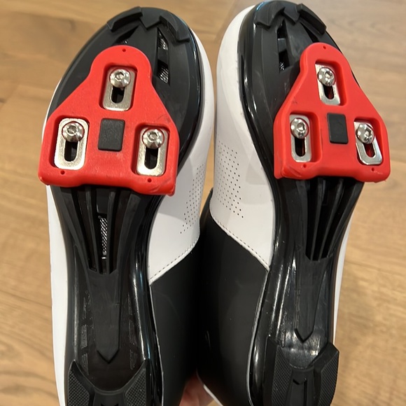 YOW Sport Indoor Cycling Shoes - Women’s Size US 6, European 37 - Picture 5 of 11